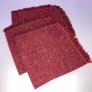 Elegant set of 4 Burgundy Fringed Table Linens Napkins